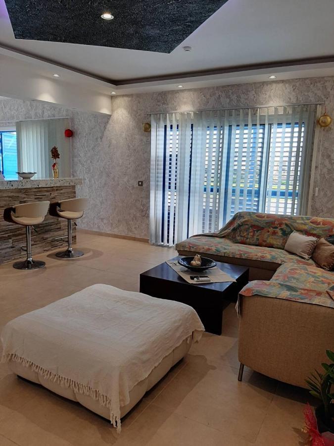 2 Bedroom Apartment-Mediterranean Type Paphos Esterno foto